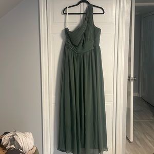 Azazie Molly EUCALYPTUS green dress size 18